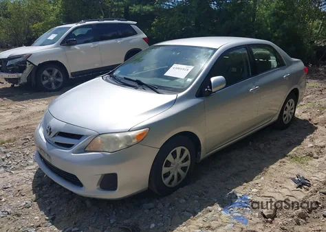 2011 Toyota Corolla Le из США, поврежденный, VIN JTDBU4EE5B9135093